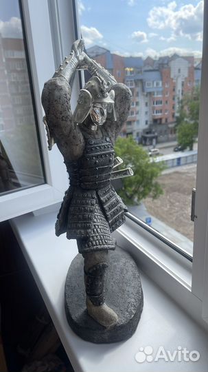 Статуэтка воин самурай