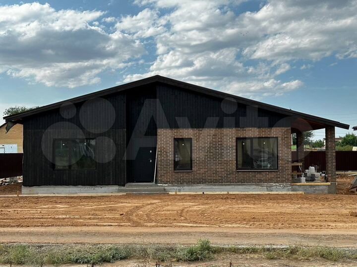 Дом 130 м² на участке 4 сот.