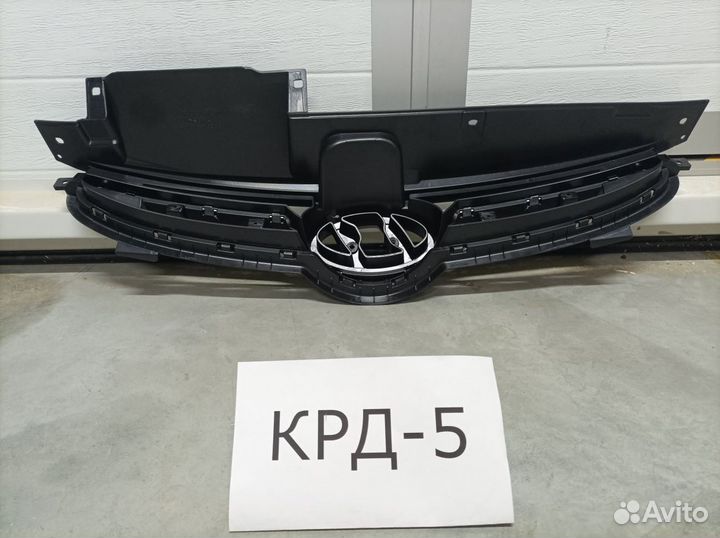 Решетка радиатора Хендай Элантра 5 MD (13-16г)