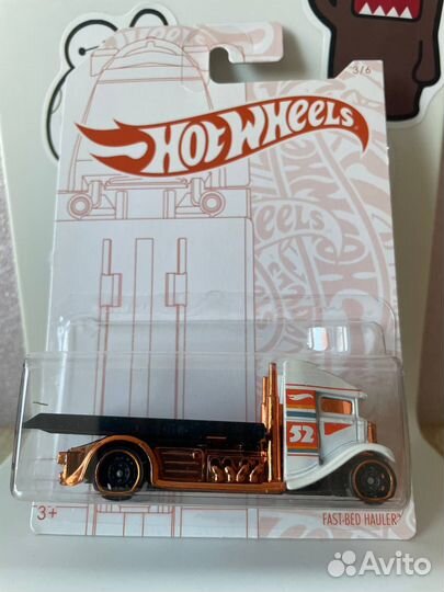 Машинка Hot Wheels премиальная серия