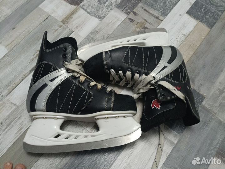 Коньки хоккейные 39