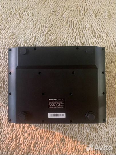 Dj контроллер Numark