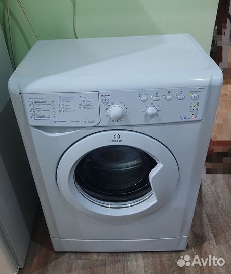 Стиральная машина indesit