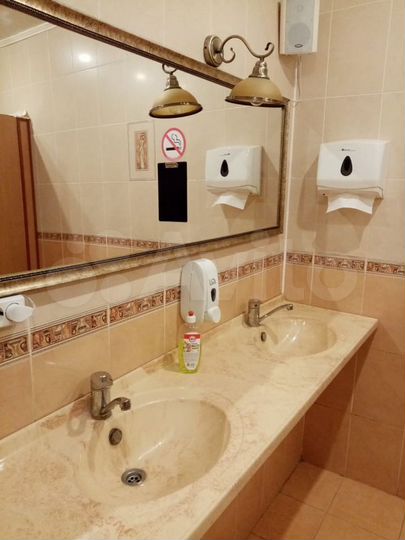 Помещение под кафе, производство 410 м²