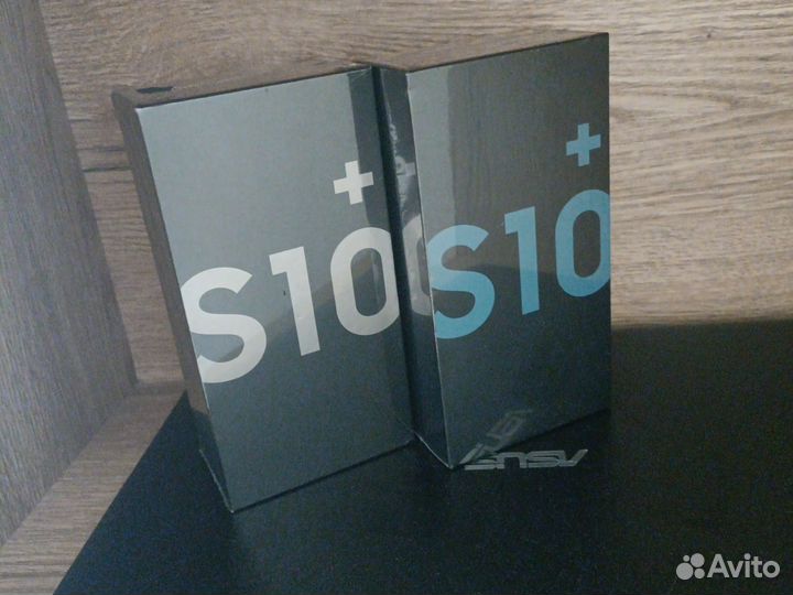 Samsung Galaxy S10+, 8/128 ГБ