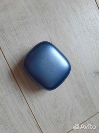 Беспроводные наушники JBL live PRO+