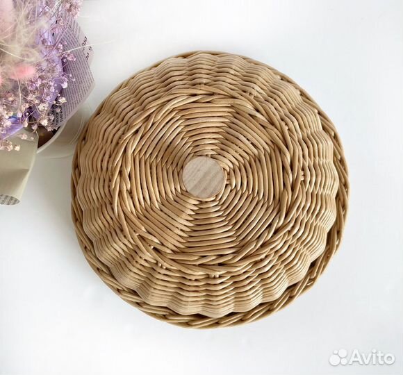 Хлебница плетеная