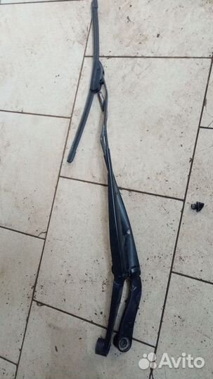 Поводок дворников Chevrolet Cruze