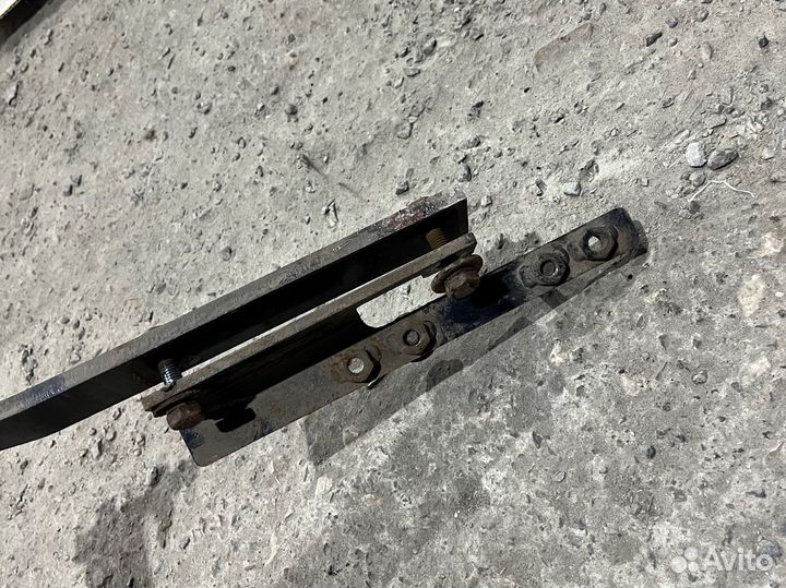 Прицепное устройство(фаркоп) Nissan Tiida