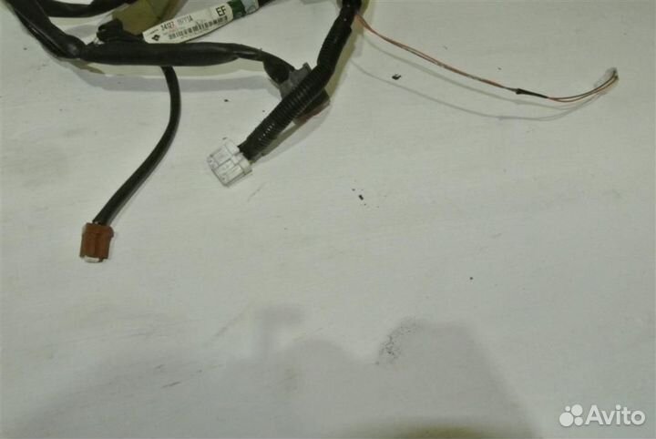 Проводка двери Infiniti FX30d S51