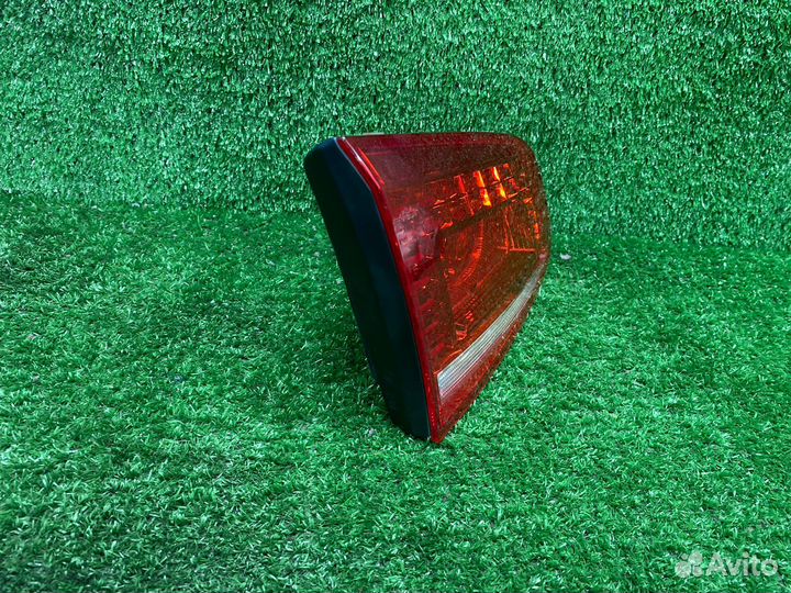 Фонарь левый в крышку VAG универсал Volkswagen Pas