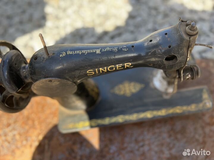 Продам швейную машину