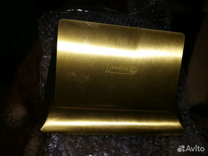 Кабельный люк для розеток