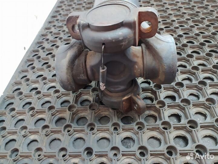 Вал карданный промежуточный 1730 мм