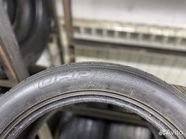 Tigar UHP Ultra High Performance 225/50 R17 98W