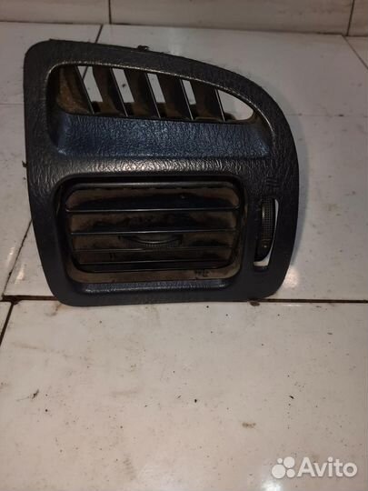 Дефлектор воздушный Mazda Capella GW