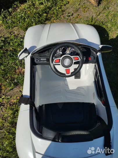 Детский электромобиль