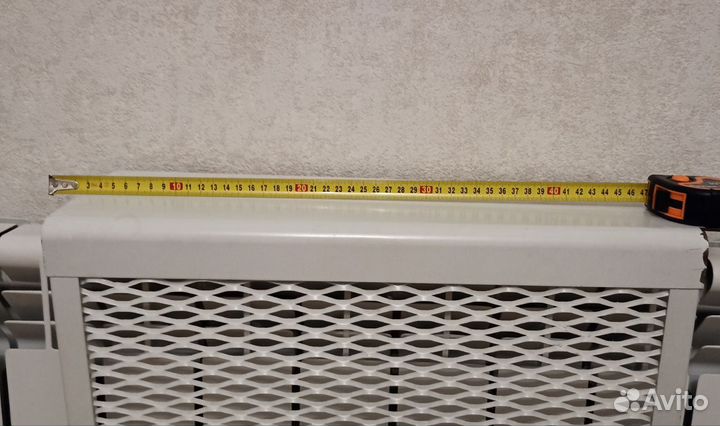 Декоративный металлический экран для радиаторов