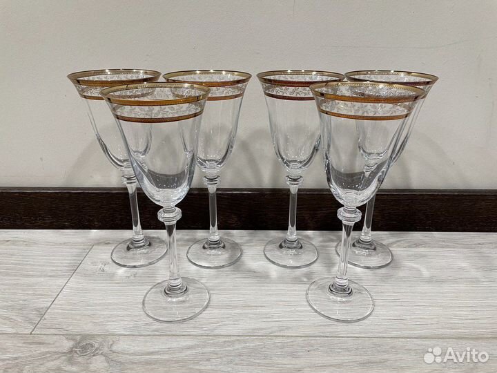 Бокалы с позолотой
