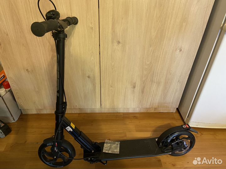 Самокат Roces