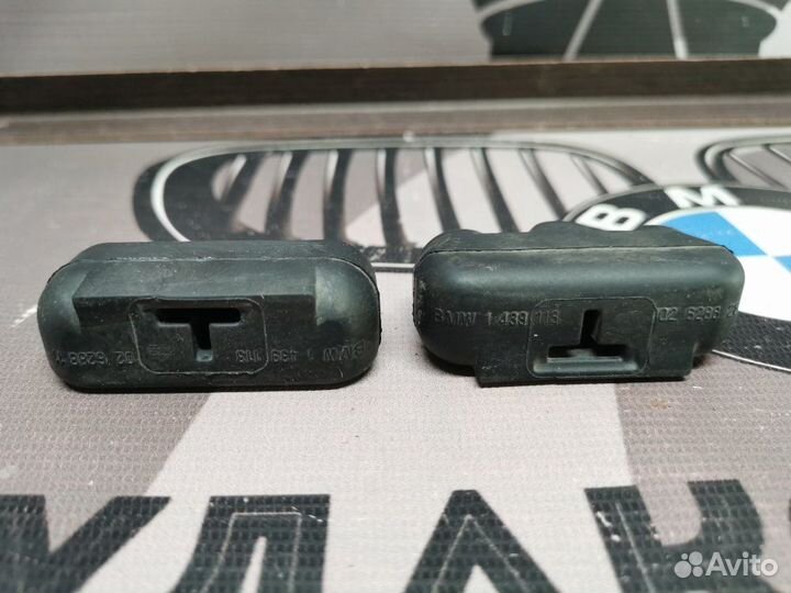 Подушка радиатора Bmw X5 E53 M54B30 2006