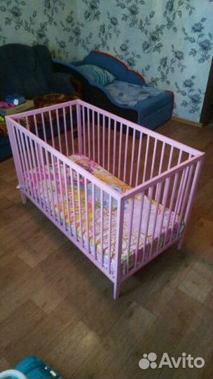 Детская кроватка