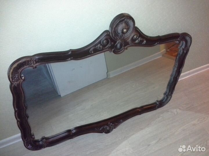 Зеркало настенное новое