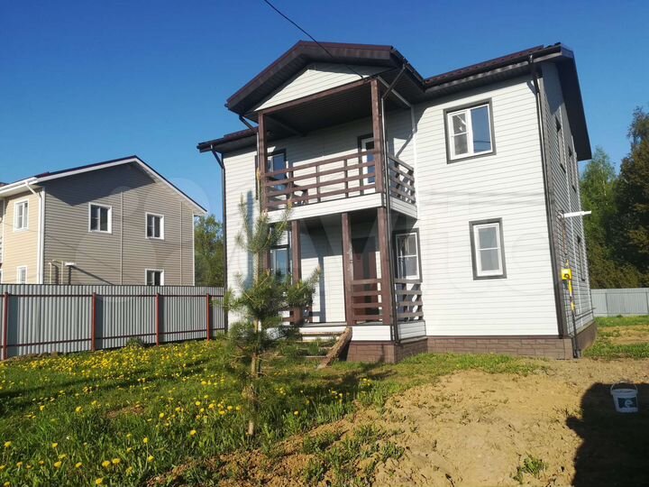 Дом 159 м² на участке 7,3 сот.