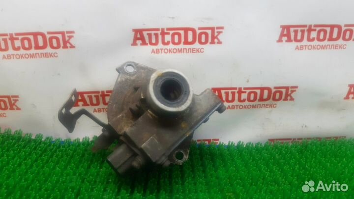 Крышка распределителя рулевой рейки