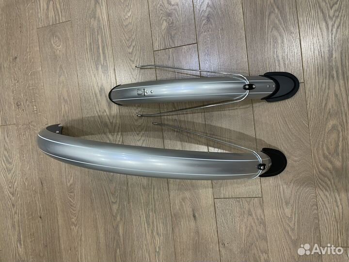 Комплект крыльев на велосипед с усами 