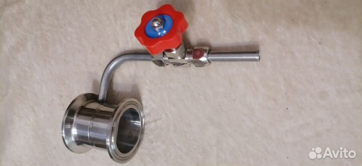 Узел отбора по жидкости 1.5 дюйма с краном