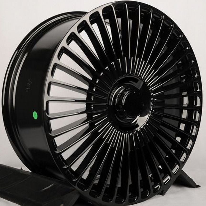 Powcan 3S1319 : 11x21 5*112 Et:40 Dia:66,6 Gloss Black