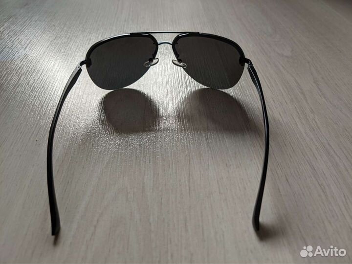 Солнцезащитные очки