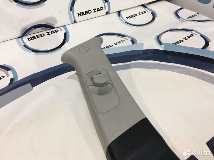 Обшивка средней стойки правая Kia Sportage SL G4FD