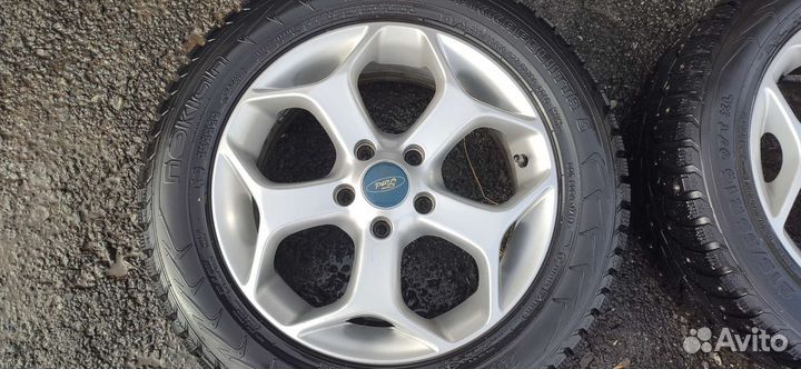 R16 Nokian Tyres Hakkapeliitta 5 215/55, PCD 5x108 DIA 63.3