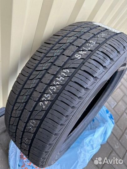 Kumho Crugen Premium KL33 225/55 R18