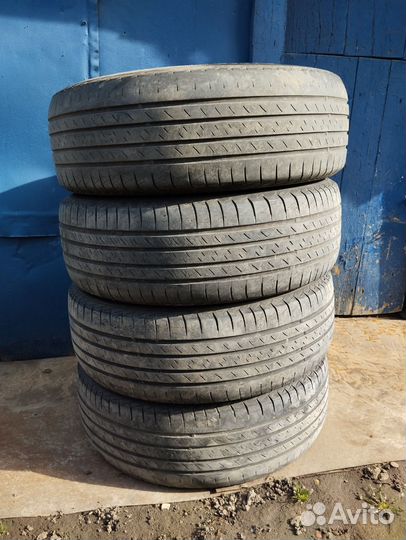 Летняя резина 215 65 r16 б/у
