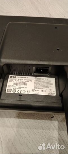 Монитор LG 19 дюймов