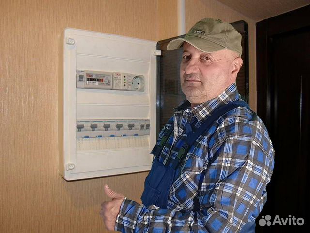 Электрик. Ремонт розеток, выключателей