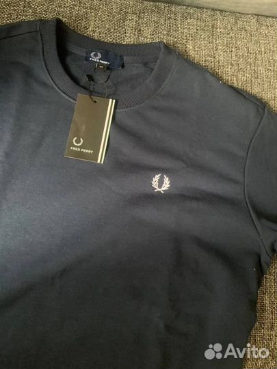 Свитшот Fred Perry