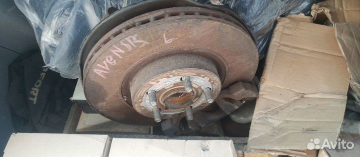 Ступицы в сборе avensis