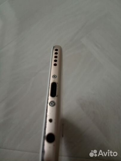 Телефон MI A1