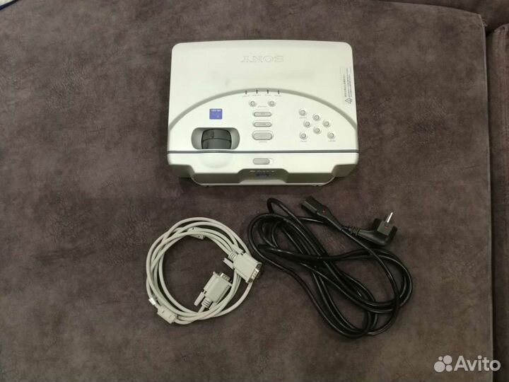 Проектор Sony VPL-CX1