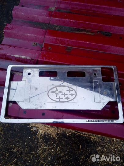 Рамка номера Субару forester