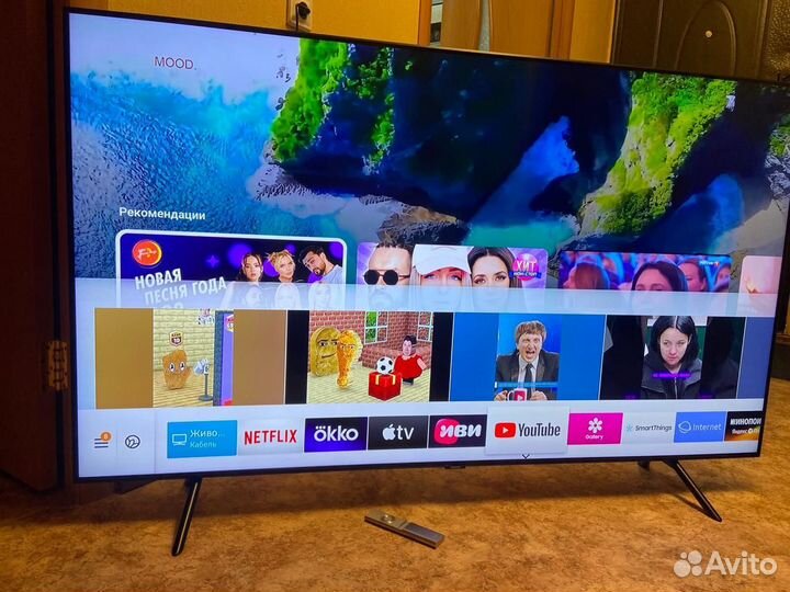 Телевизор samsung SMART tv 65