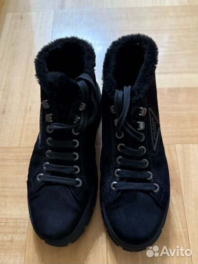 Ботинки женские