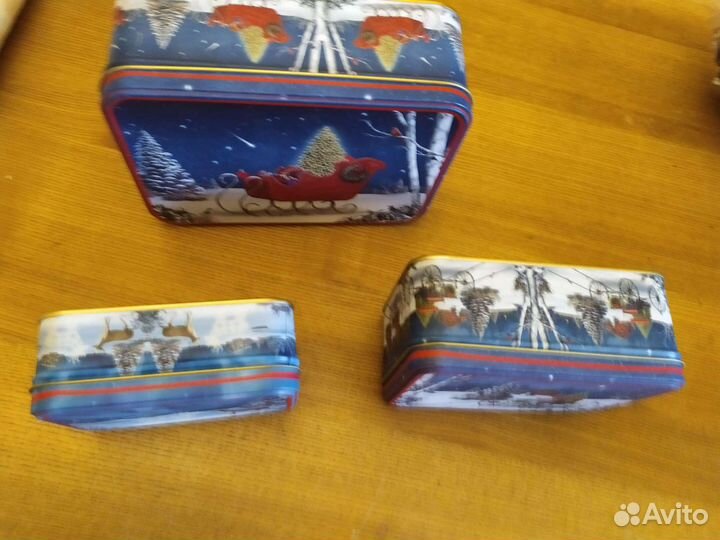 Жестяные коробки для подарков