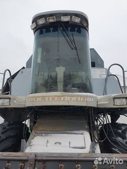 Комбайн Ростсельмаш Vector 410, 2005