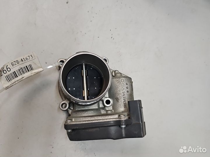 Заслонка дроссельная VW Audi Skoda 03C133062G