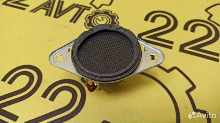 Динамик высокочастотный передний правый Toyota